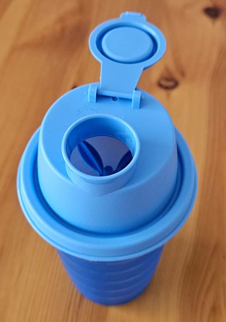 Tupperware Contenitori & Simili: Shaker 250ml – Nuovo e nell'imballaggio originale da Hasle b. Burgdorf venduto da buddle32 1