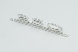 insigne de coffre Mercedes 250