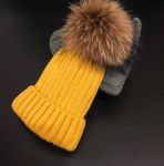 Wintermütze Mütze Kappe mit Bommel Pompom, gelb