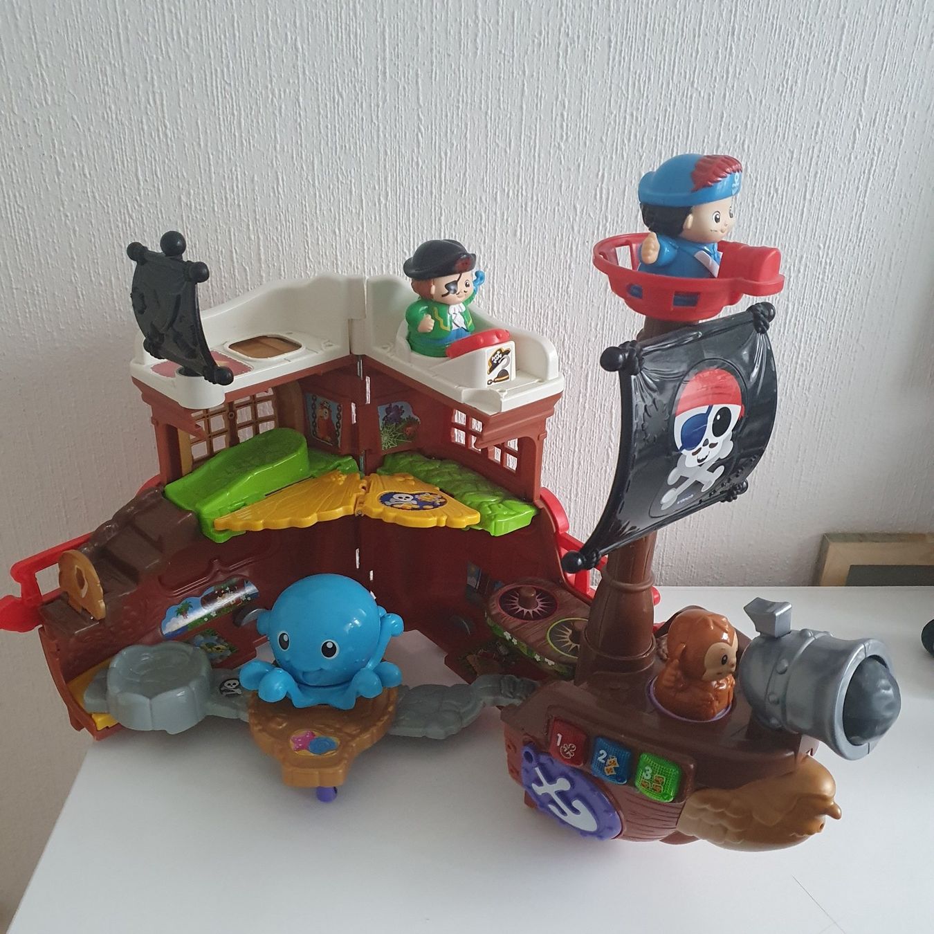 Spielzeuge: Bateau de pirates ouvrable – Gebraucht aus Prilly von RoDyRe 3