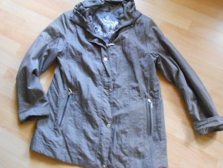 Jacke Grösse L in taube