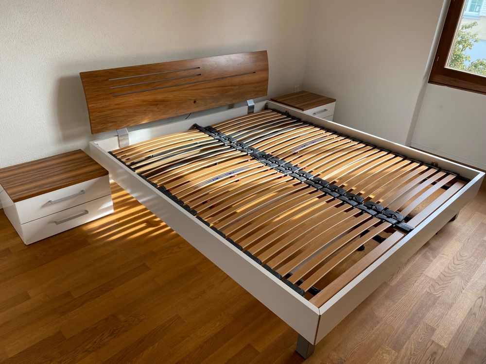 Hochwertiges Schlafzimmer komplett (weiss / Nussbaum) Kaufen auf Ricardo