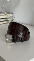 Leather belt 