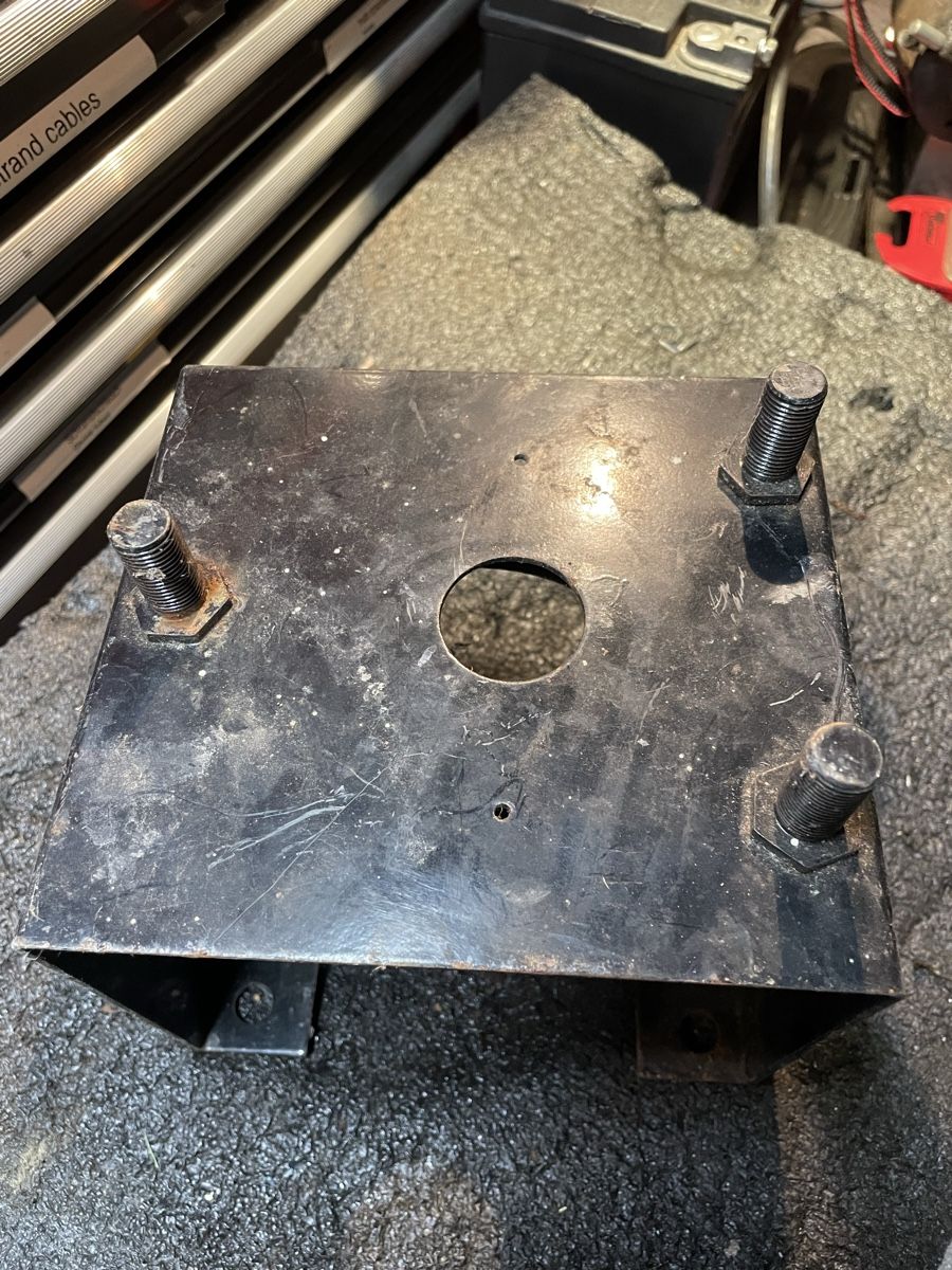Alle Autoersatzteile: Reserveradträger for Jeep Willys  – Gebraucht aus Zürich von ger_8qfx 1