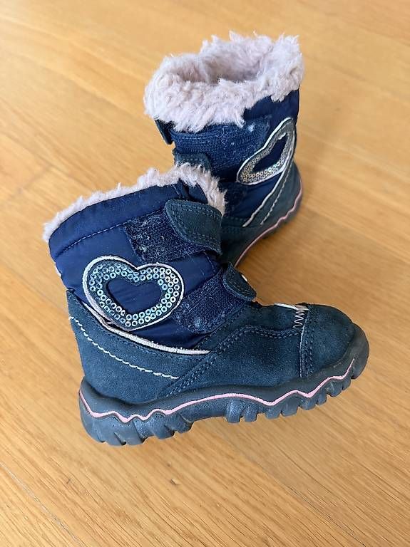 Scarpe per ragazze: Winterschuhe Mädchen 21 – Usato da Regensdorf venduto da Cla_yd2g 2
