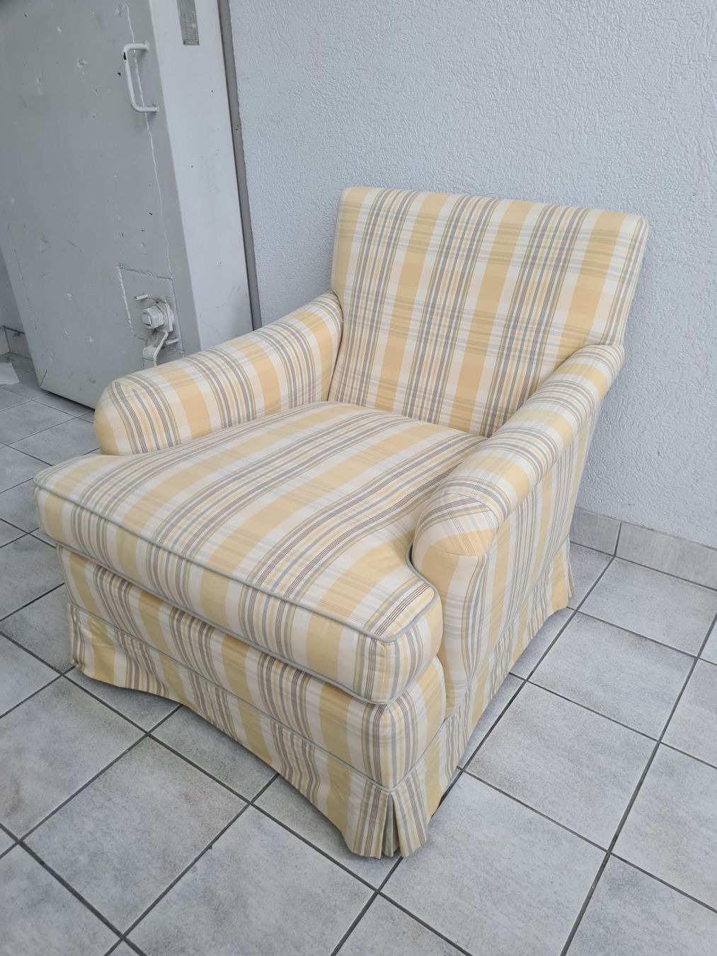 Poltrone: Fauteuil – Usato da Monthey venduto da 187-zeroo 9