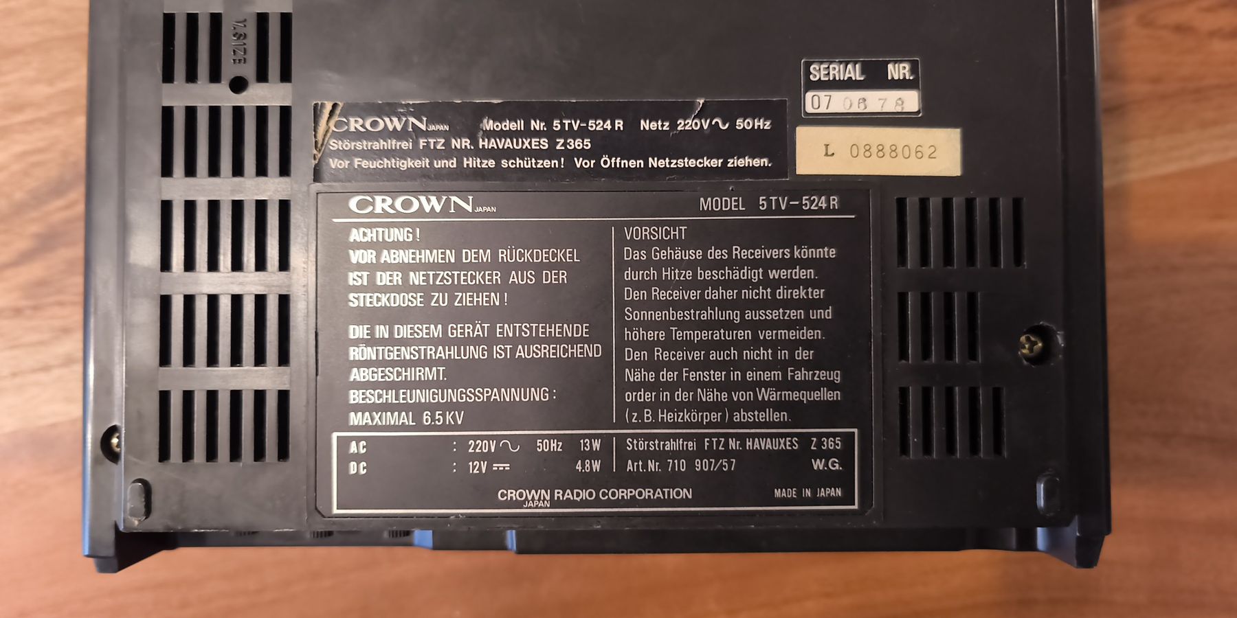 Radio: CROWN IC TRANSISTOR – Usato da Luzern venduto da Naehwerkstatt 3