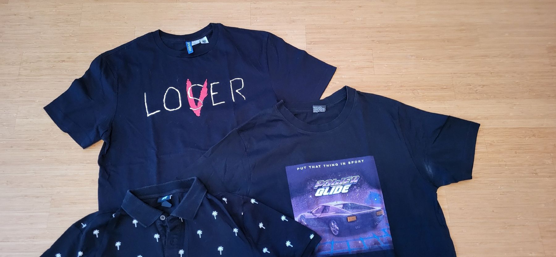 H&M Lotti di vestiti: 3 schwarze Buben T-shirts Grösse M – Usato da Winterthur venduto da GAM90 1