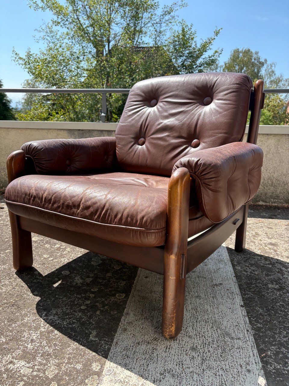 Sessel: Mid-Century Ledersessel – Gebraucht aus Ins von ab_80