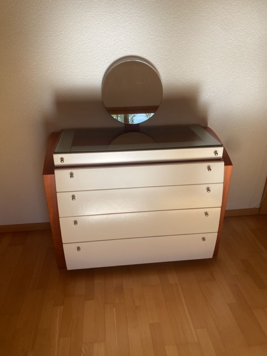 Cassettiere: Commode coiffeuse bois et blanc avec miroir état usagé – Usato da Sierre venduto da Fale4859