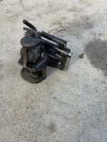 Anhängebock und Zugmaul Sauermann