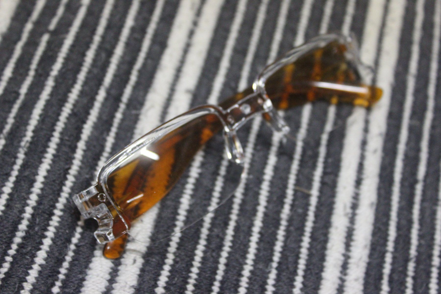 Occhiali & Lenti: +250 +2.5  Lesebrille mit großen Gläsern Dioptrien – Nuovo (secondo la descrizione) da Kirchdorf AG venduto da Aarereussshop