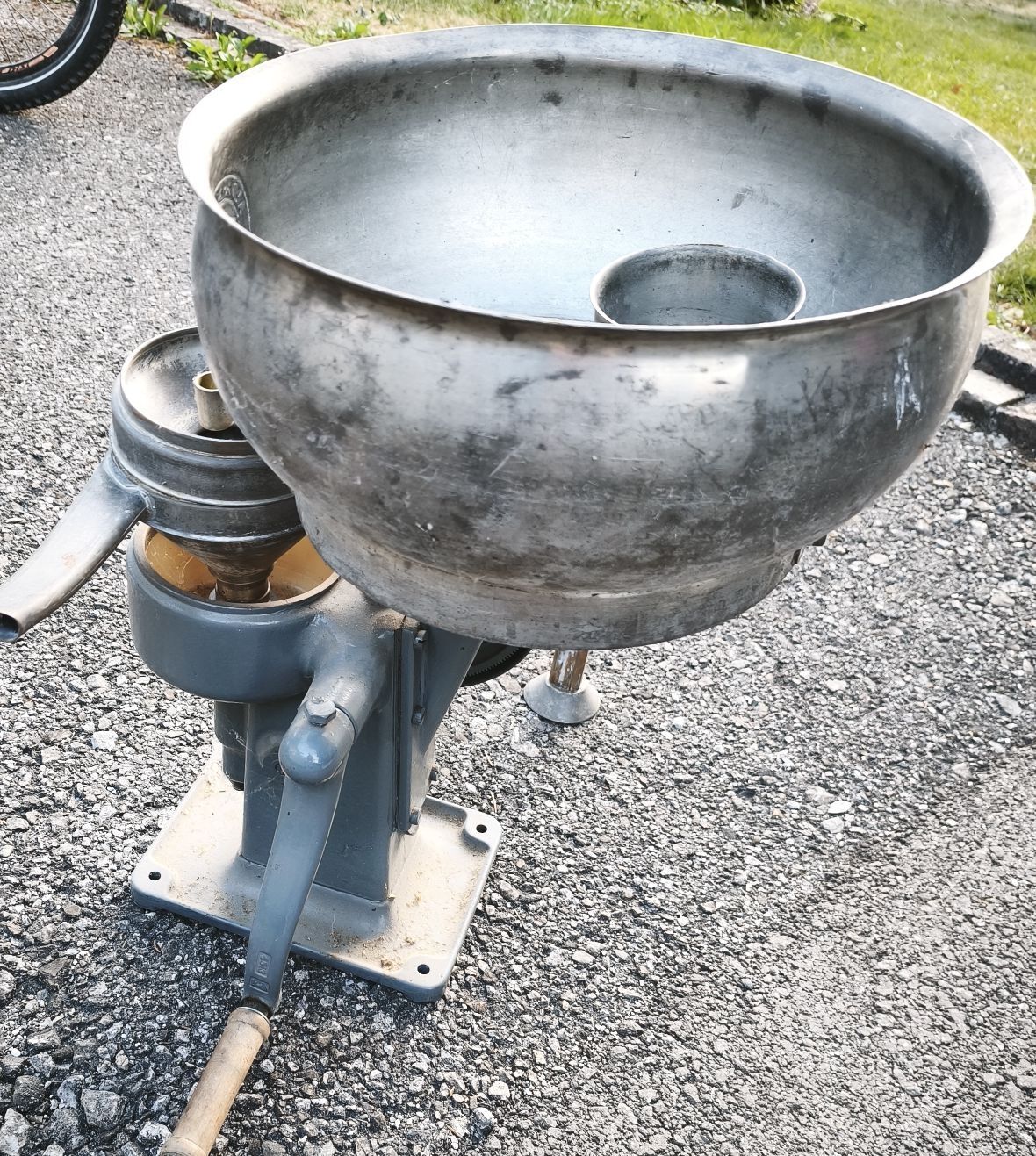 Tutte le macchine: Alfa Laval Colibri 150 Milchseparator / Rahmseparator – Usato da Schellenberg venduto da wohlfab
