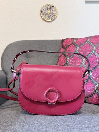 Sac bandoulière Francinel en cuir — Rose / Fuchsia