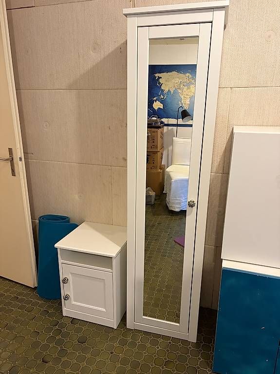 Armadi: Spiegelschrank gratis gegen Selbstabholung – Usato da Schönenberg ZH venduto da caffeina