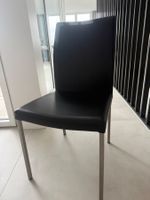 Esszimmerstuhl schwarz mit Metallbeinen gebraucht