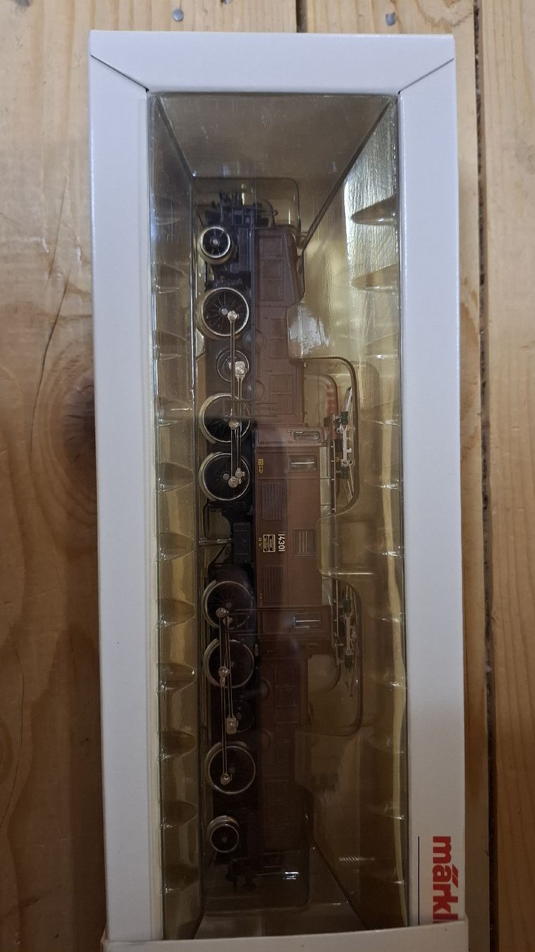 Märklin Modelleisenbahnen: Märklin Krokodil – Neu und originalverpackt aus Balsthal von Shogun64 1