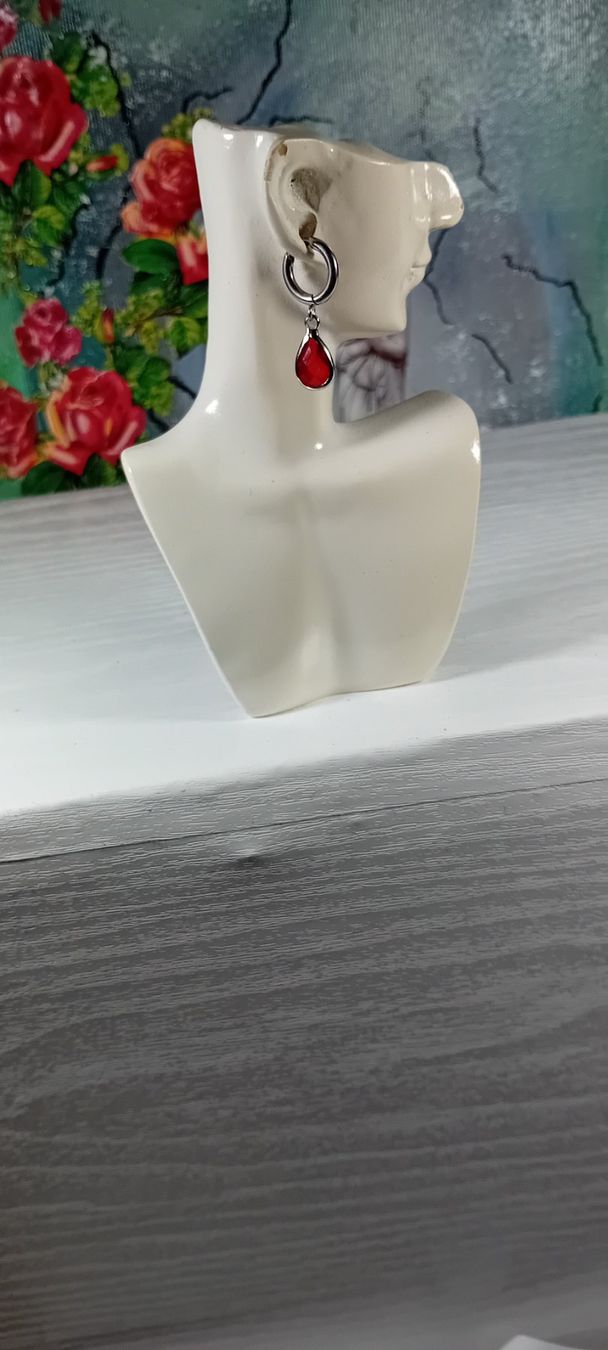 Ohrringe & -stecker: ohrring edelsthal,,,,mit modeschmuck,,,glanzig – Neu (gemäss Beschreibung) aus Basel von bij_5hqd 1