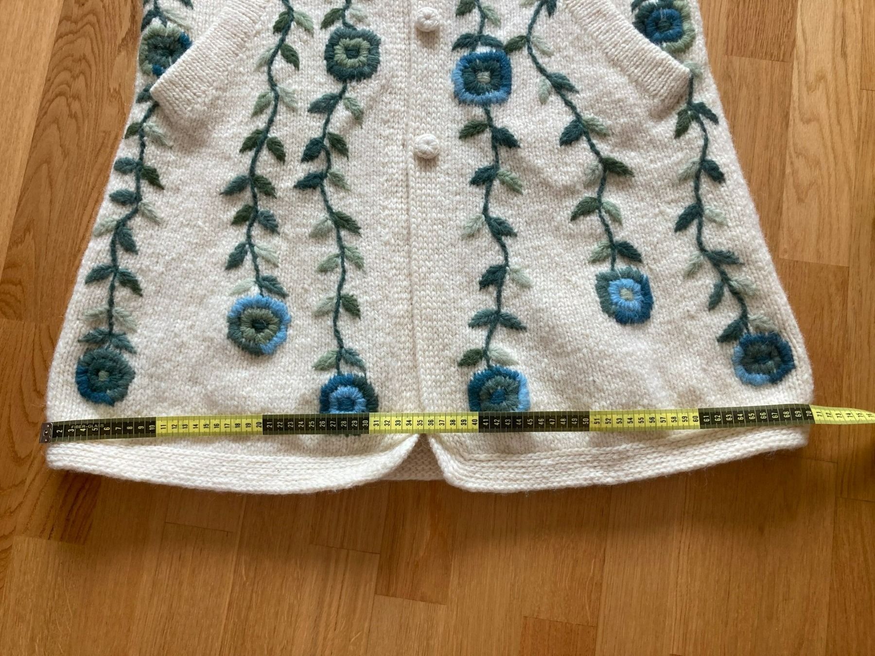 Cappotti: Warmer Wollmantel mit schönem Blumendesign – Nuovo (secondo la descrizione) da Basel venduto da Eleonora3 4