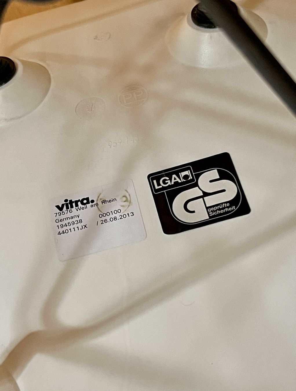 Vitra Sedie: 2 Original Vitra Eames Stühle – Usato da Stadel venduto da 13E 3
