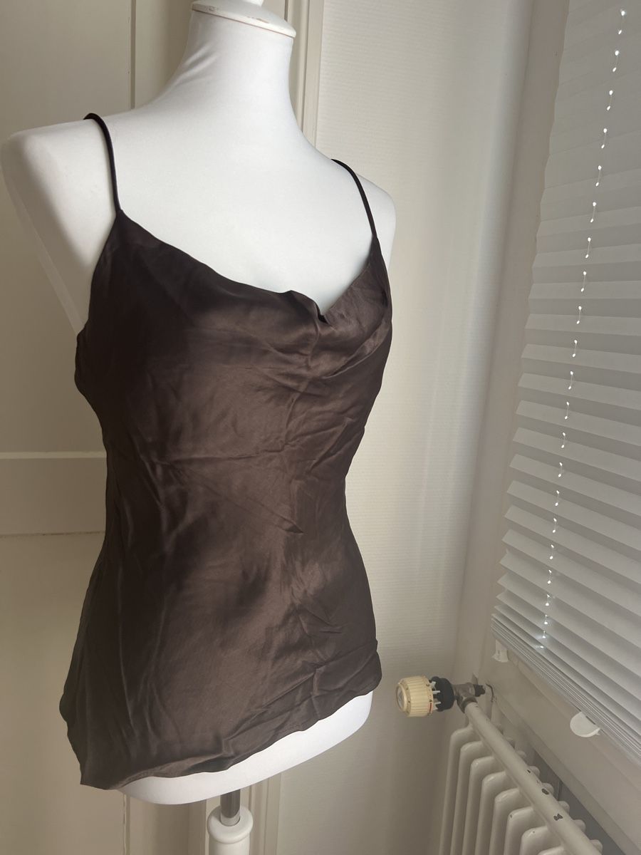 Zara Top: Neu: Zara Basic Top, braun, Grösse S – Nuovo e nell'imballaggio originale da Oensingen venduto da SchickeDame 1