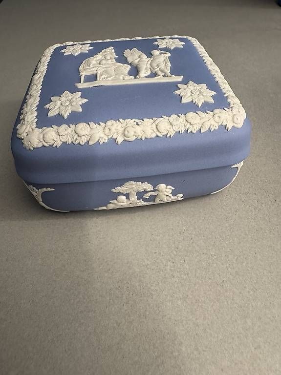 Teller: Wedgwood  – Gebraucht aus Parpan von pba_x87s 2