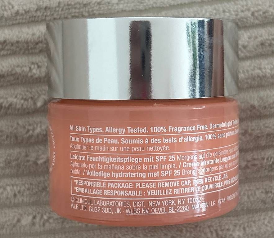 Gesichtspflege: Clinique Moisture Surge SPF 25 50ml – Gebraucht aus St. Gallen von mustang96 1