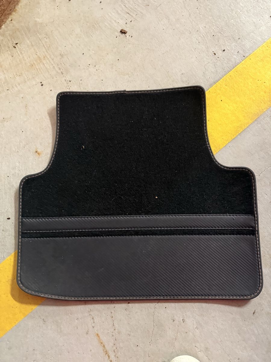 Cupra Tapis / Bacs: Cupra Fussmatten  – Neuf (Voir description) à oberrüti par lbr.leonie 3