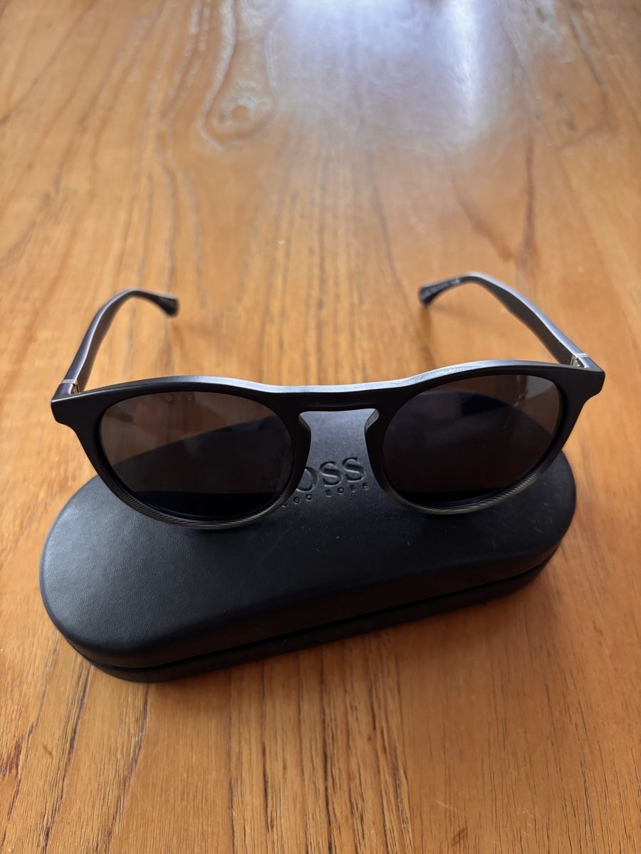 Hugo Boss Occhiali & Lenti: Boss Sunglasses – Nuovo (secondo la descrizione) da Zürich venduto da Grothschild 1