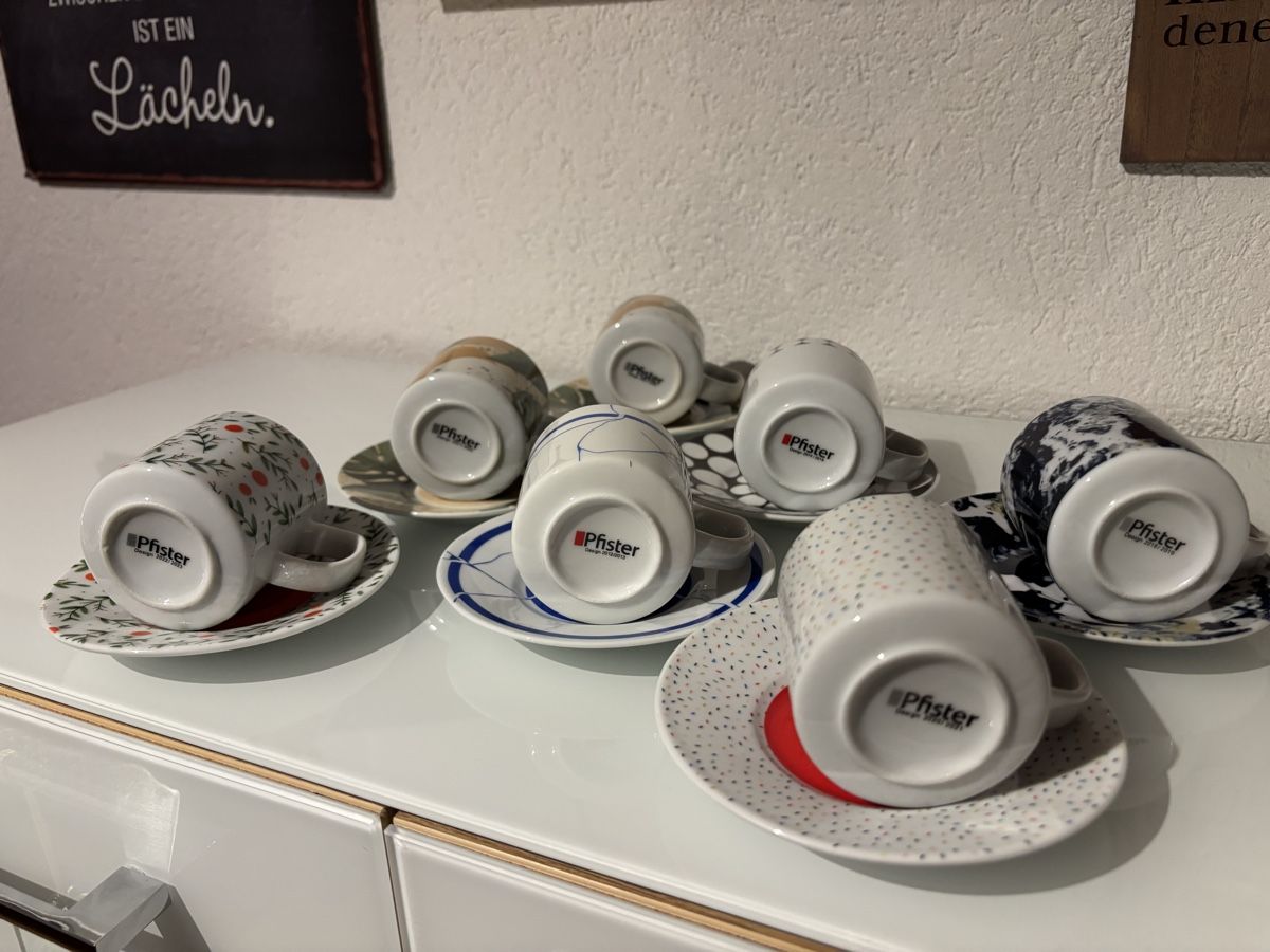 Pfister Tazze: 7 ESPRESSO Tassen&Unterteller – Nuovo (secondo la descrizione) da Zeihen venduto da barackconti 3