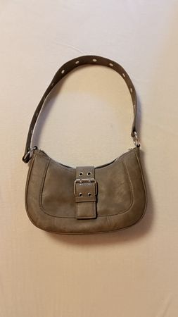 Vintage braune Schultertasche mit silbernen Details – Y2K St