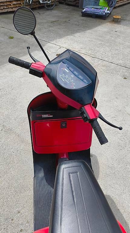 Scooters: Vespa T5 125 – D'occasion à Büren NW par salvatore.giacobbe 3