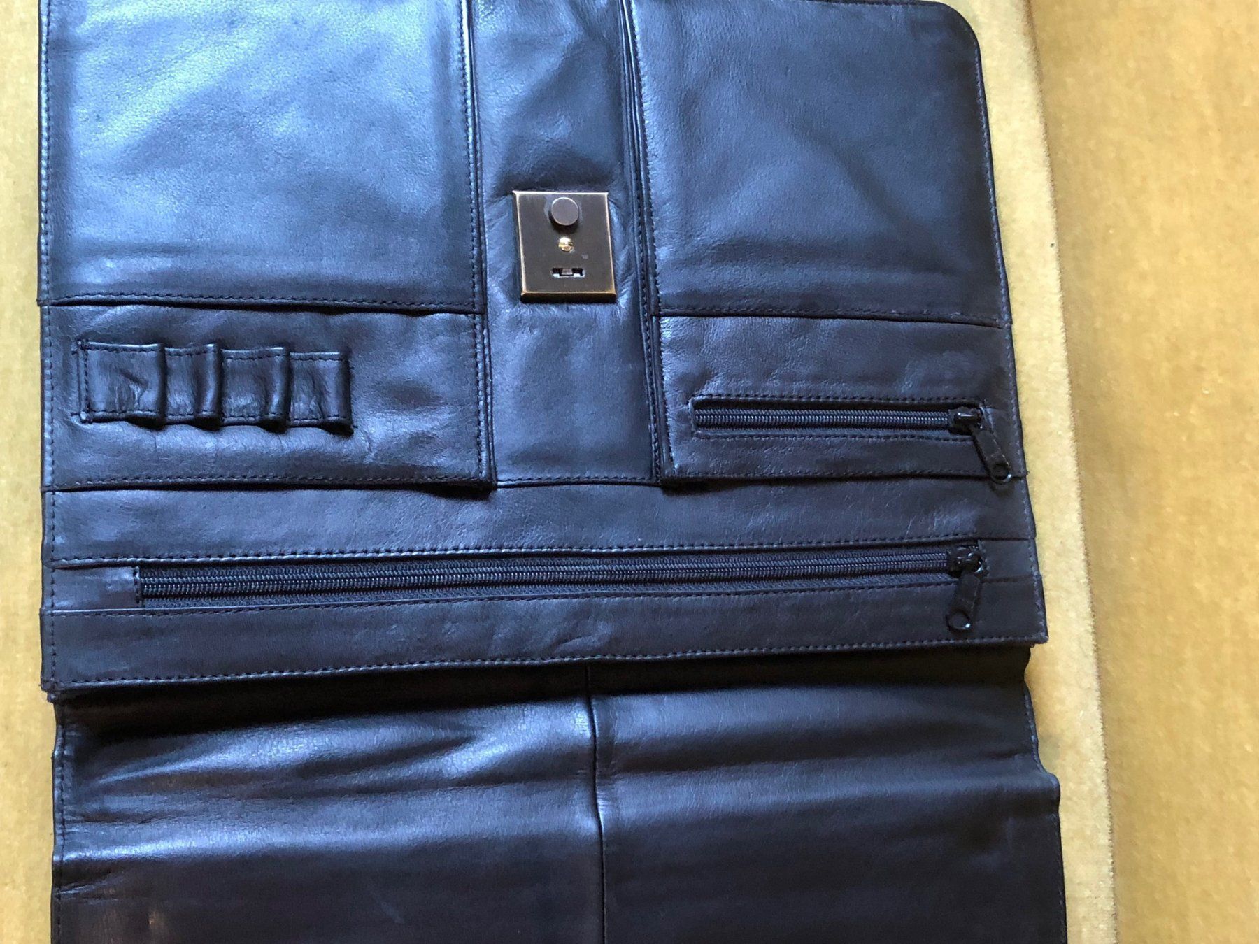 Koffer & Taschen: Leder Aktentasche / Mappe NEU – Neu (gemäss Beschreibung) aus Zollikon von cyberbambi123 1