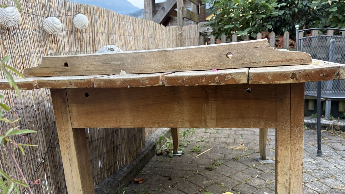 Tavoli: Holztisch – Usato da Walenstadt venduto da Smokyboy 2