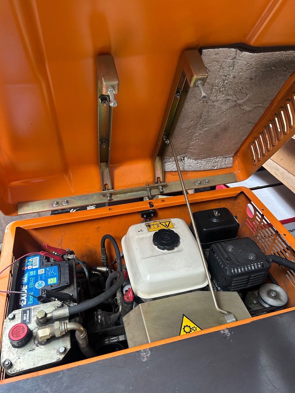 Alle Maschinen: Kehrmaschine Taski Balimat 100T – Gebraucht aus Rohrbach von bewyma94 6