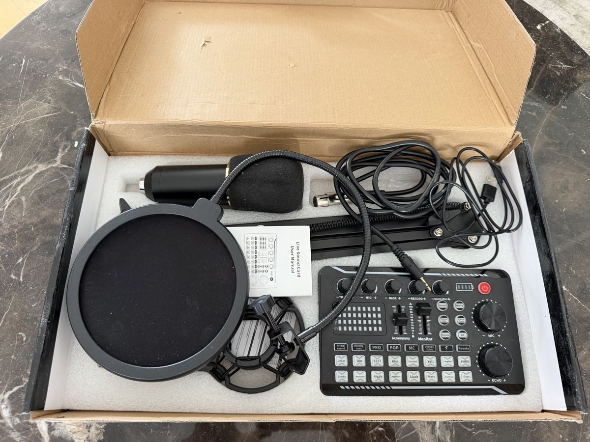 Microfoni: Professional Condenser Microphone Set With Sound Card  – Nuovo (secondo la descrizione) da Muri b. Bern venduto da nap_br62 1