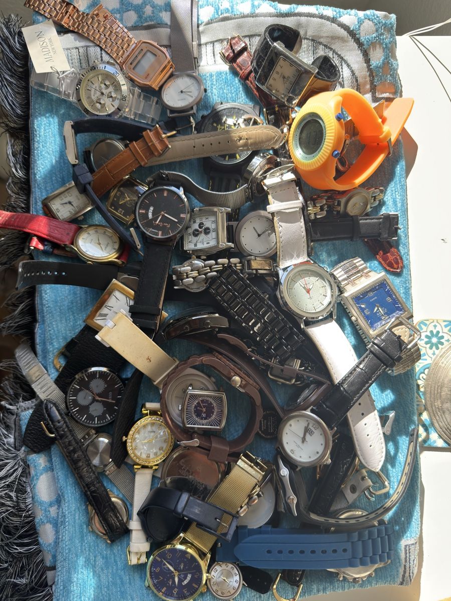 Montres:  Uhren ungeprüft  – Défectueux à Zürich par P.Hz 1