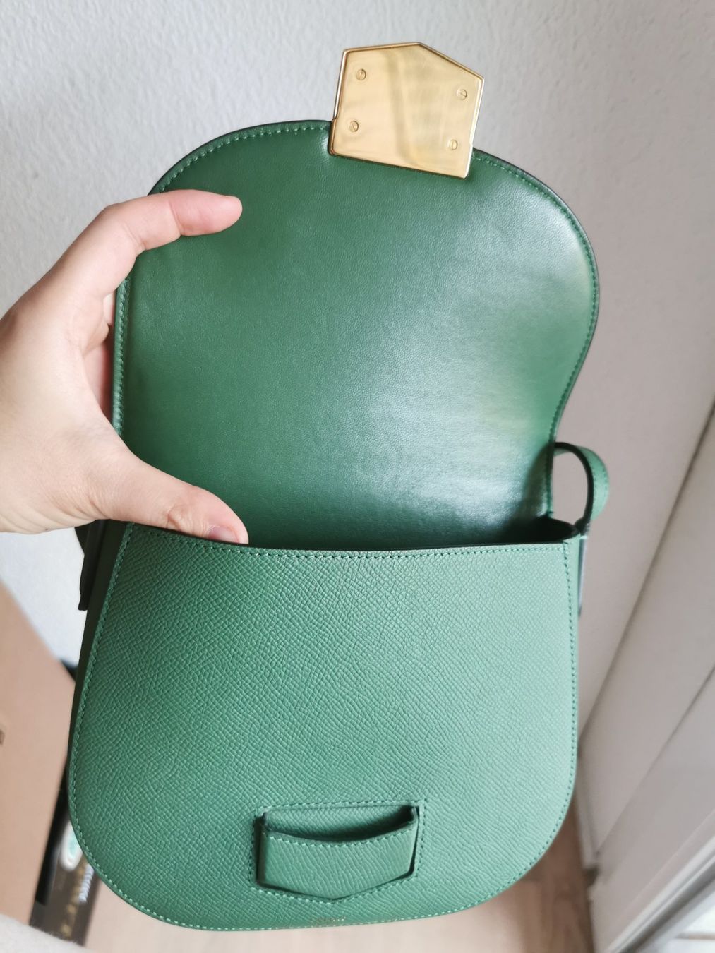 Celine Borse da donna: Céline Small Trotteur Bag in Green – Usato da Spreitenbach venduto da Catticoooorn 2