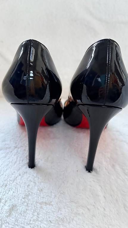 Chaussures femmes: Christian louboutin  – Neuf avec emballage d'origine à Châtel-St-Denis par jin_9ycy 1