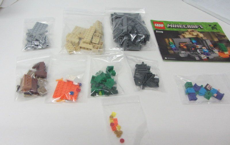 Lego Kit di costruzioni: LEGO Minecraft 21119 " The Dungeon " – Usato da Kreuzlingen venduto da Han-Solo-68 3