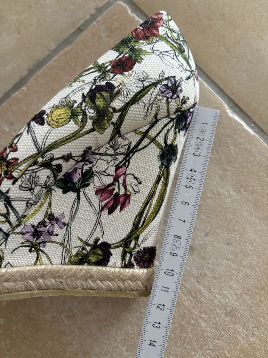 Gucci Scarpe da donna: Gucci Flora: Schuhe - nr. 38+  Neu! – Nuovo e nell'imballaggio originale da Losone venduto da Tilly-nb7t 4