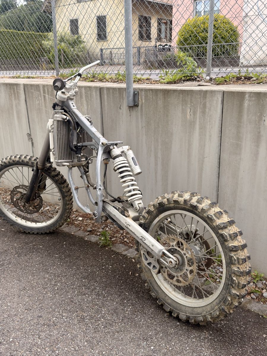 KTM Enduro: KTM Exc 125 Rahmen – Difettoso da Ermatingen venduto da T_M_B_K 1