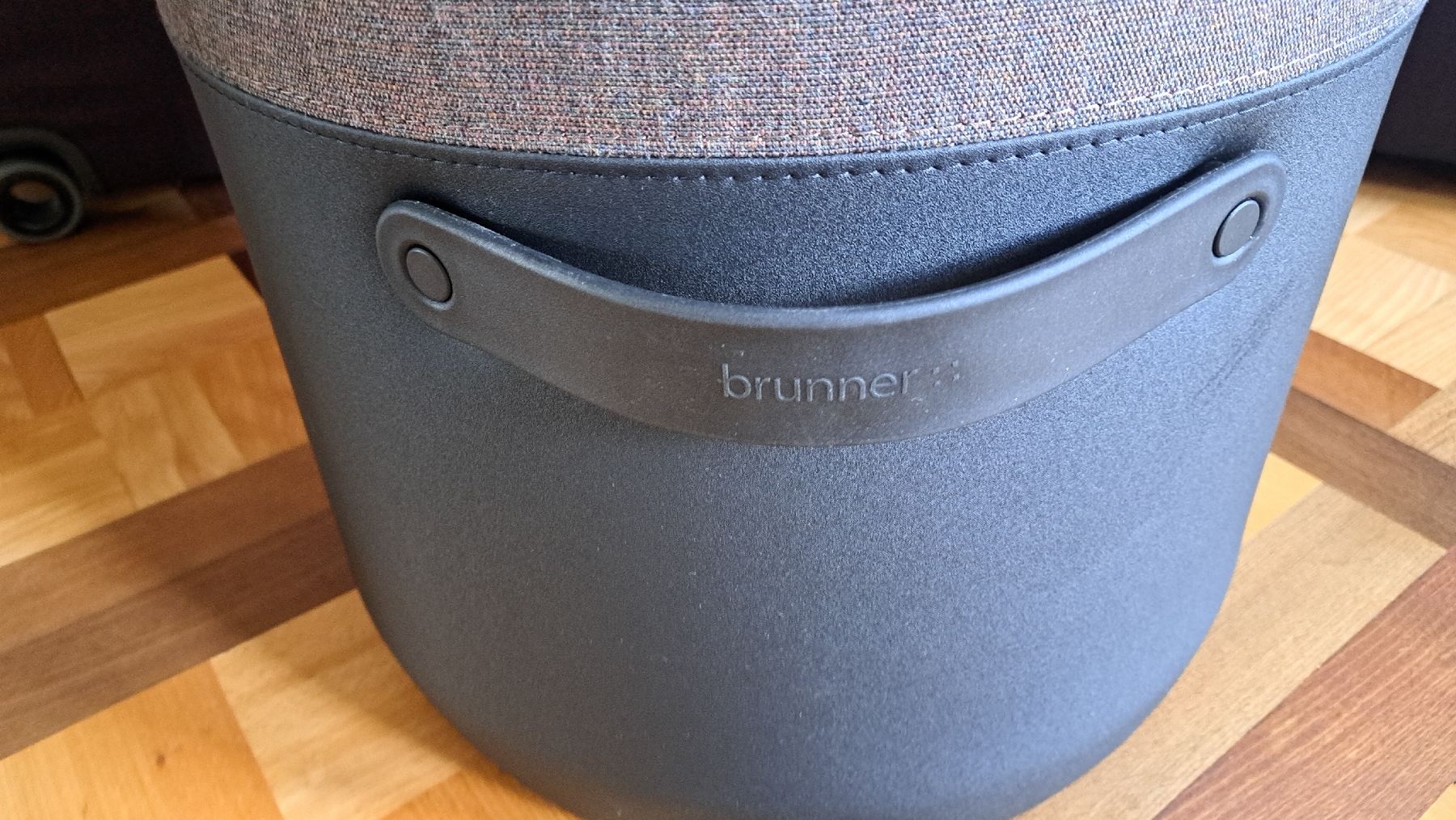 Sessel: Zwei mobile Sessel und ein Hocker von Brunner – Gebraucht aus Olten von lsc_9fqr 6