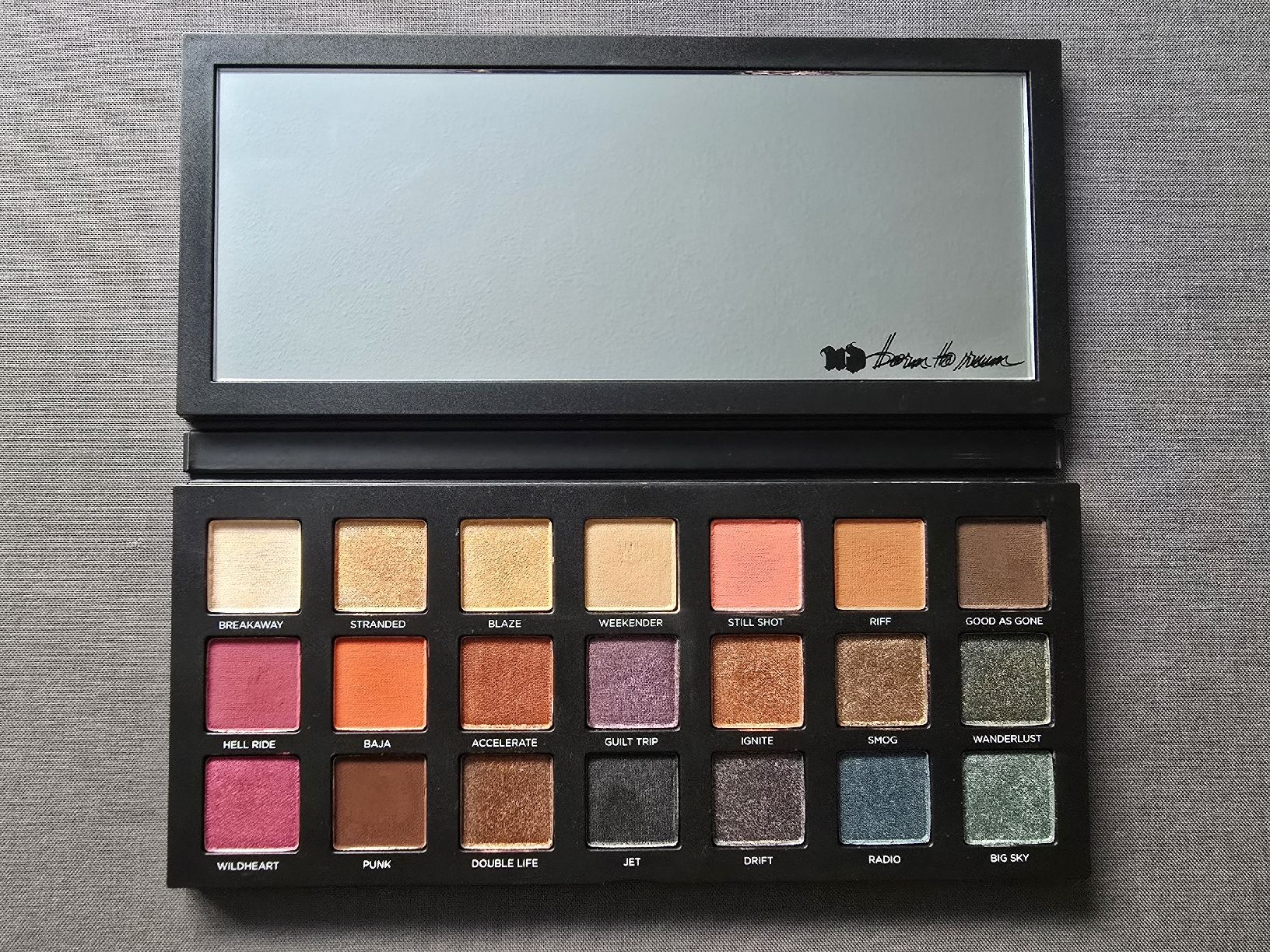 Urban Decay Make-up: Eyeshadow palette "Born to run" Urban Decay – Gebraucht aus Neuchâtel von Rachel_A 6
