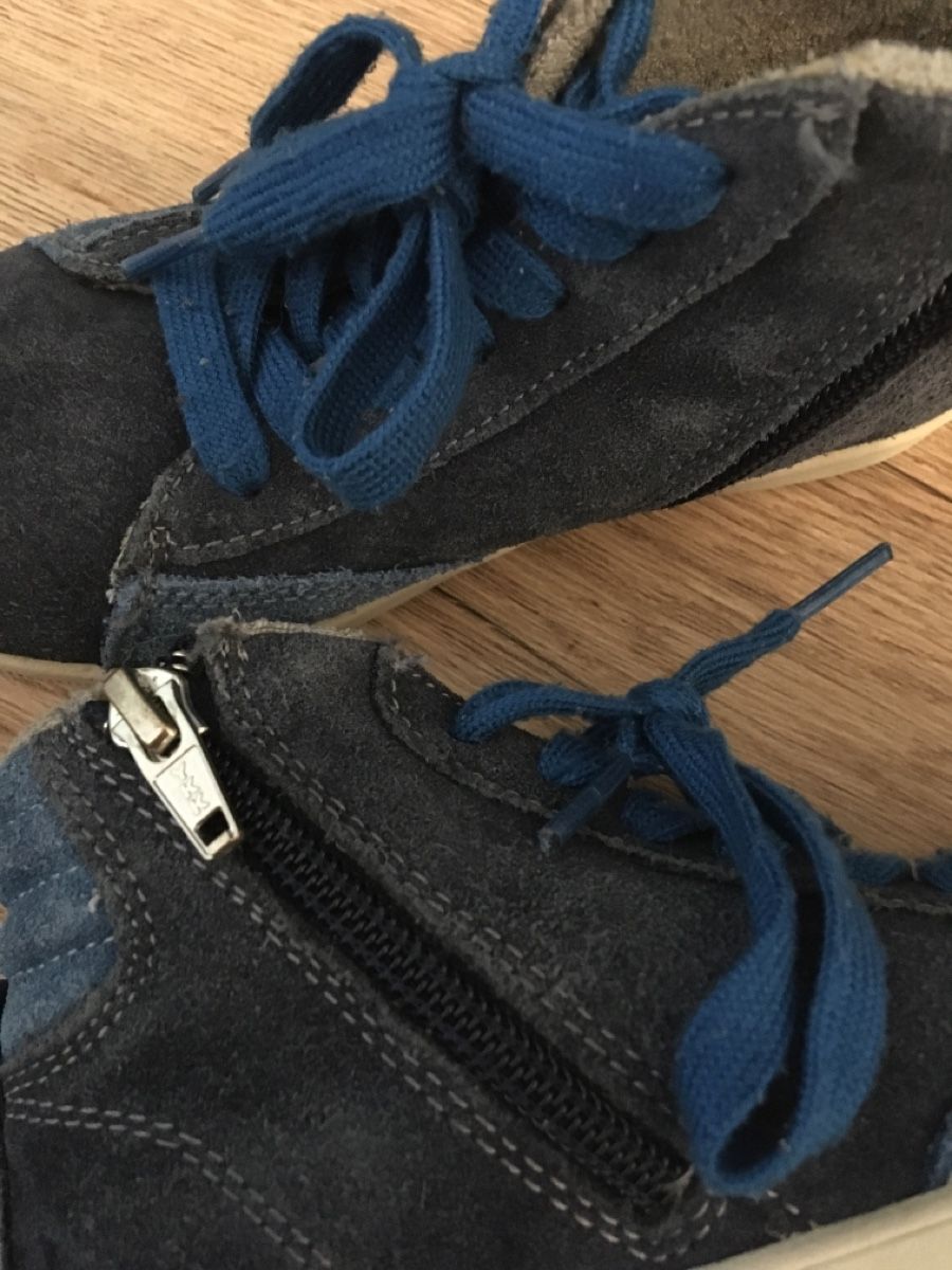 Scarpe per ragazzi: Herbstschuhe Grösse 28 Primigi – Usato da Selzach venduto da SB09 1