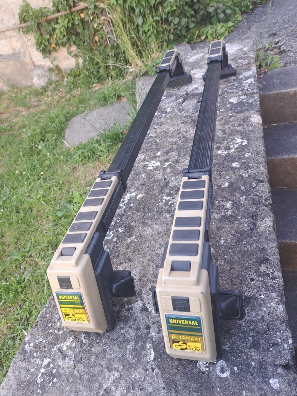 Portapacchi: Barre de toit Universal Automaxi – Usato da Payerne venduto da Miauton