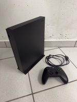 XBOX ONE X in gutem Zustand mit Controller