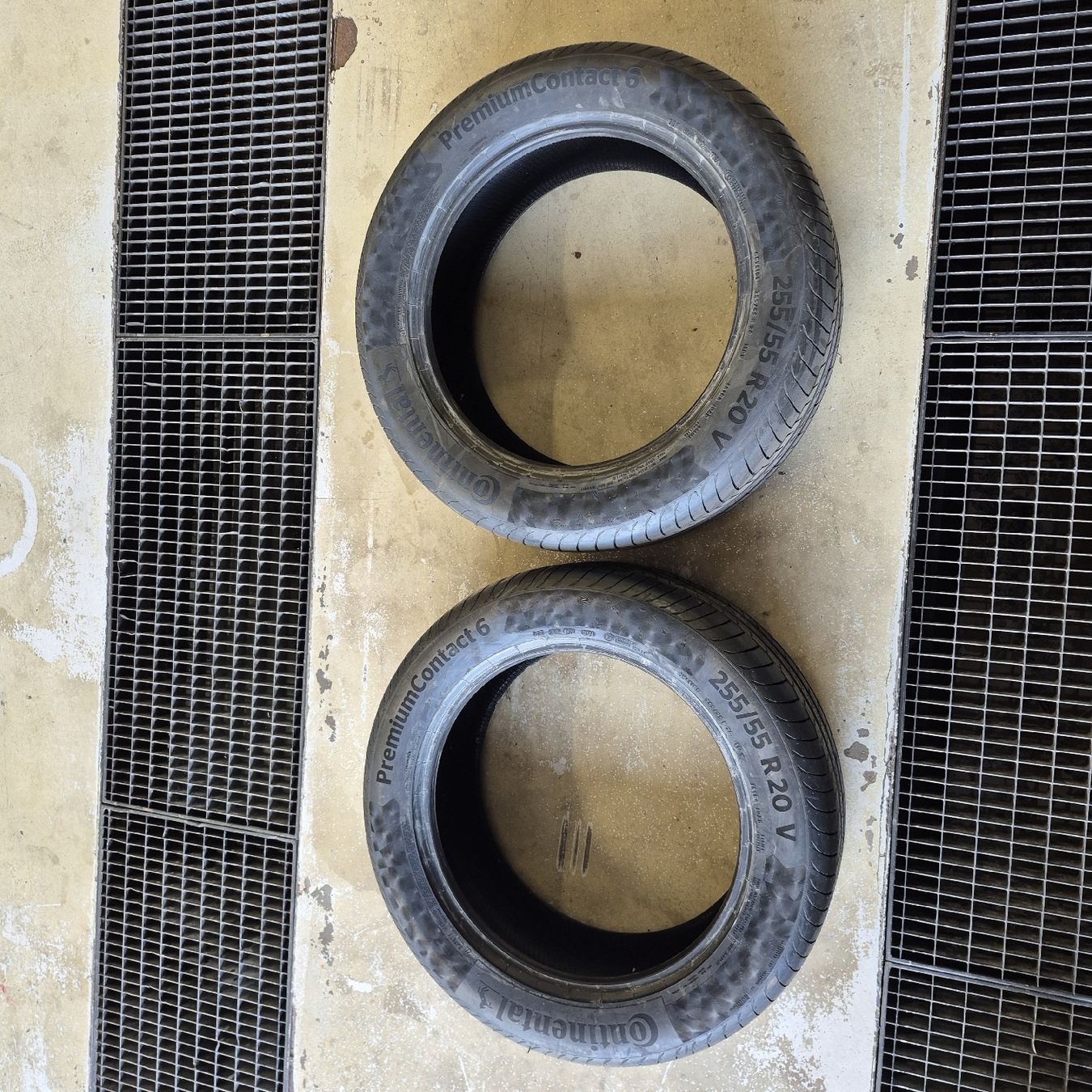 Pneus & Kompletträder: Continental 255/55 R20 – Neu (gemäss Beschreibung) aus Hitzkirch von Volvoamazon220 5