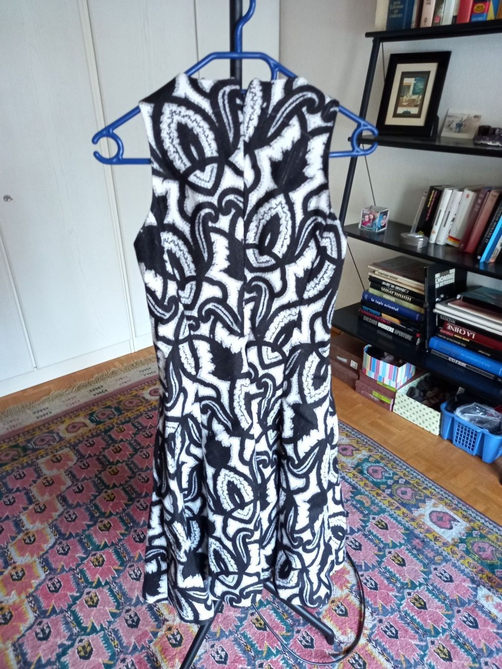 Vestiti: Robe lin création Djeva, t. 36, NP 430.00 – Nuovo (secondo la descrizione) da St-Sulpice VD venduto da asc_5twt 2