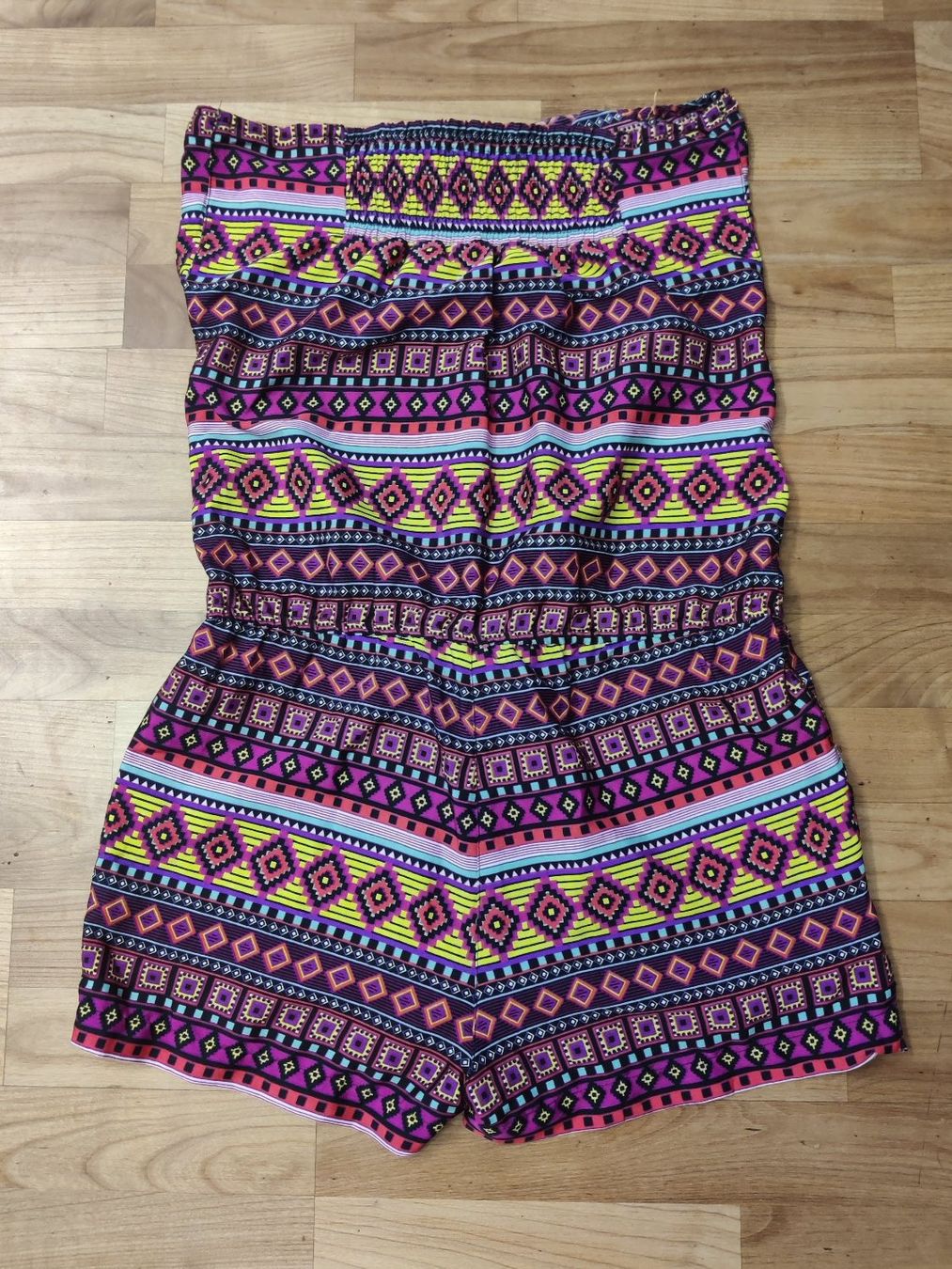 Tute: Bunter Jumpsuit, Amisu, Gr. 34 – Usato da Birmensdorf ZH venduto da Nebuliane 1